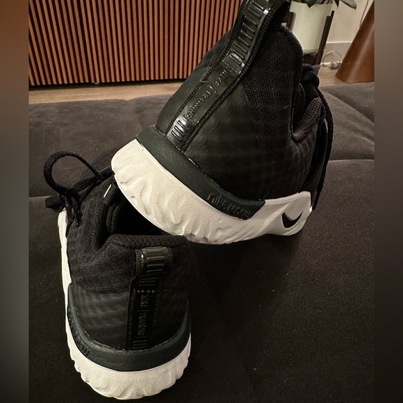 NIKE In-Season TR9 Cross Trainers. Black/White Colorway. Women’s Size 7. - Picture 5 of 7